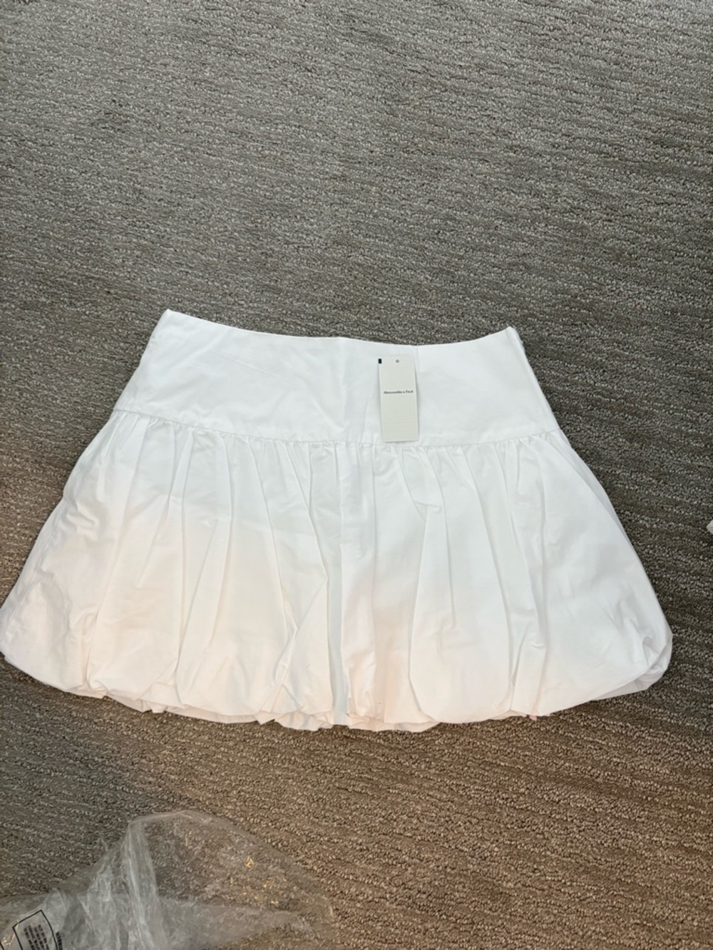 Abercrombie & Fitch White Bubble-Hem Mini Skirt